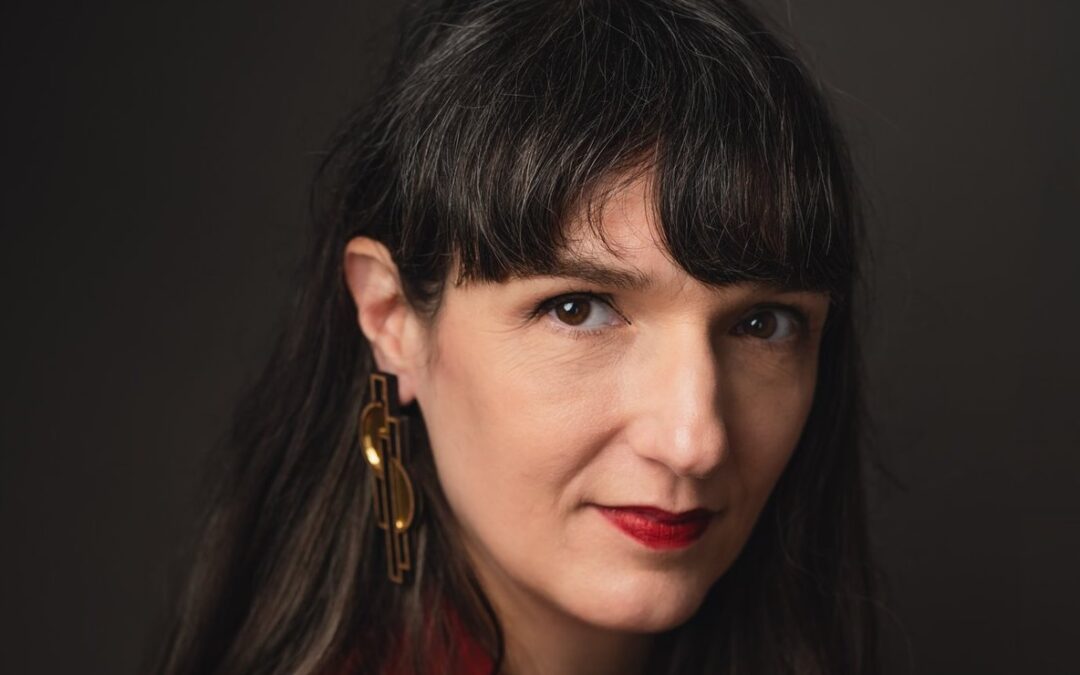 WHITE RABBIT SIGNS ‘BASE NOTES’,  A SENSORY MEMOIR BY ADELLE STRIPE